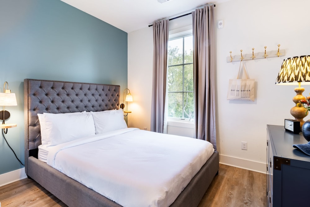 The Magnolia 13 by Avantstay 5 Mins to Downtown
