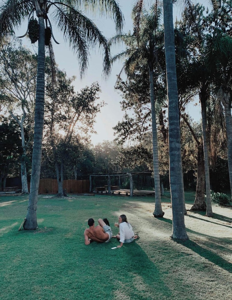 Surfaris Retreat