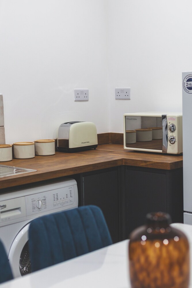 The Cricklewood Collection