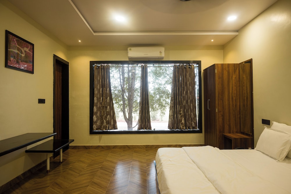 AKAY Resort & Villas