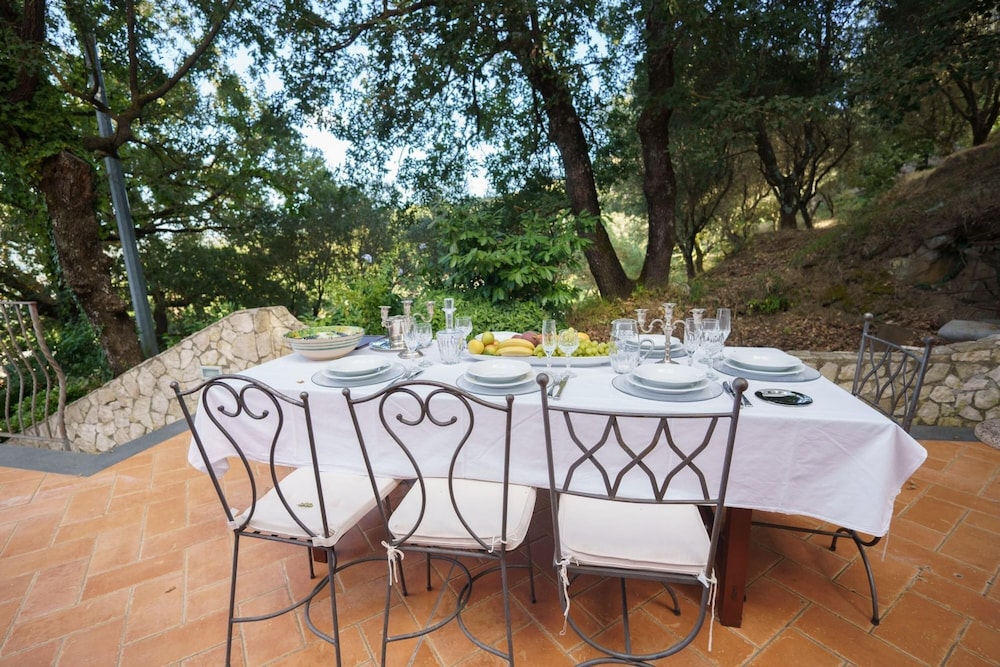 Villa Savoia in Sorrento view 3