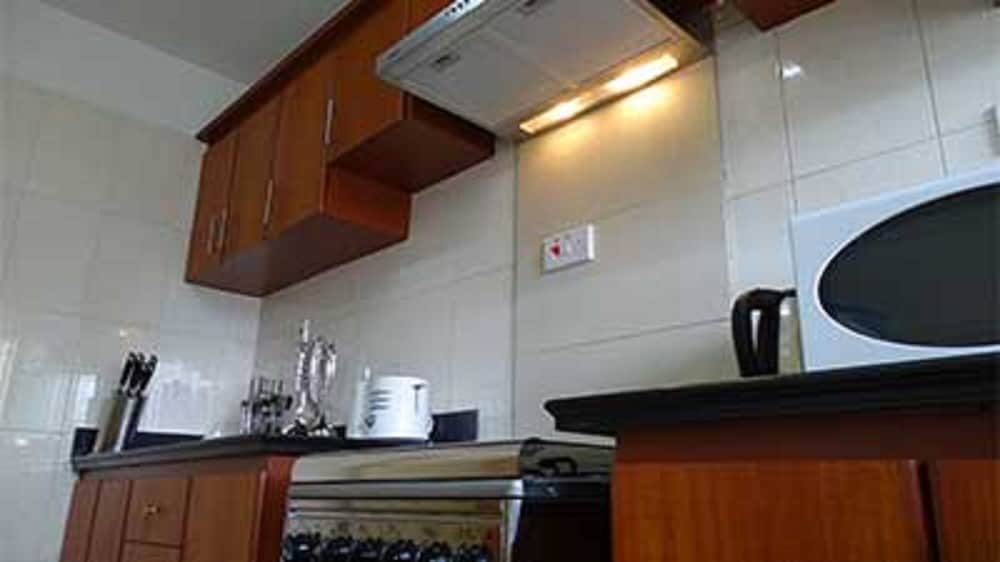 Lighthomez Pinnacle Suites view 4