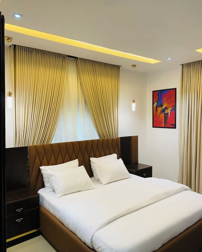 Konar Apartment