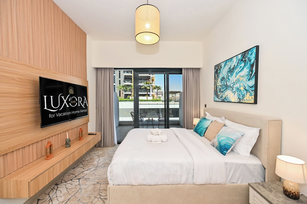 Luxury Studio in Azizi Riviera