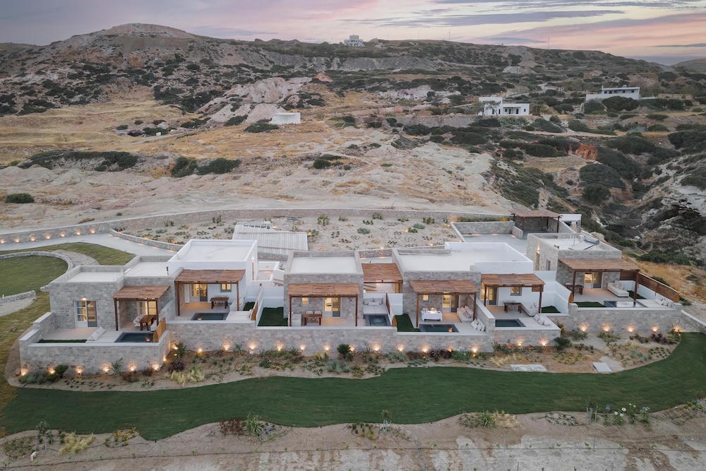 Horizon Suites Milos