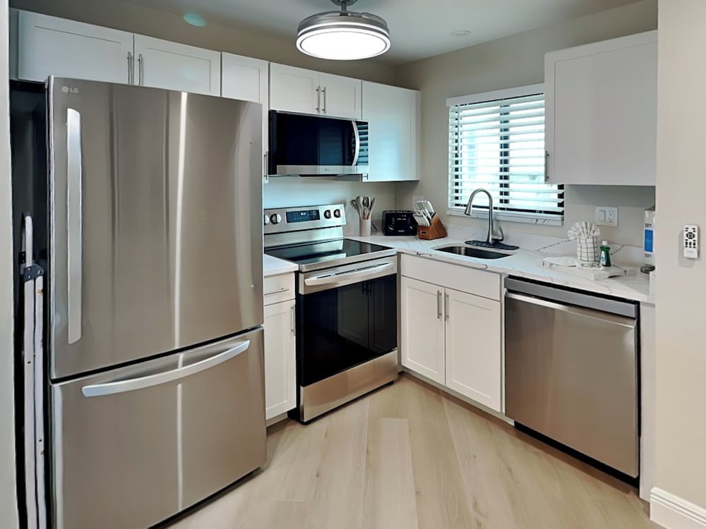 Seaside 5 by Distinctive Beach Rentals