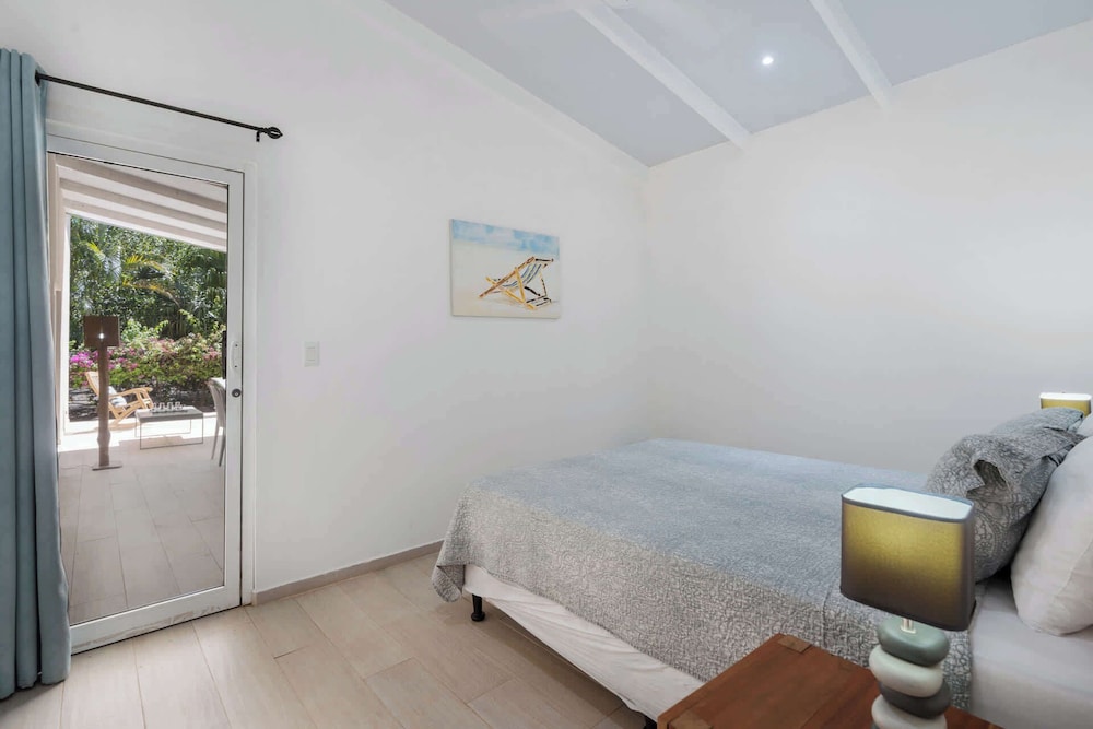 3-BD Home with Pool Near Beach