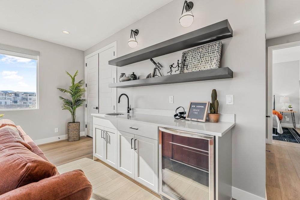 Slickrock Shore 8 Bedroom Townhouse