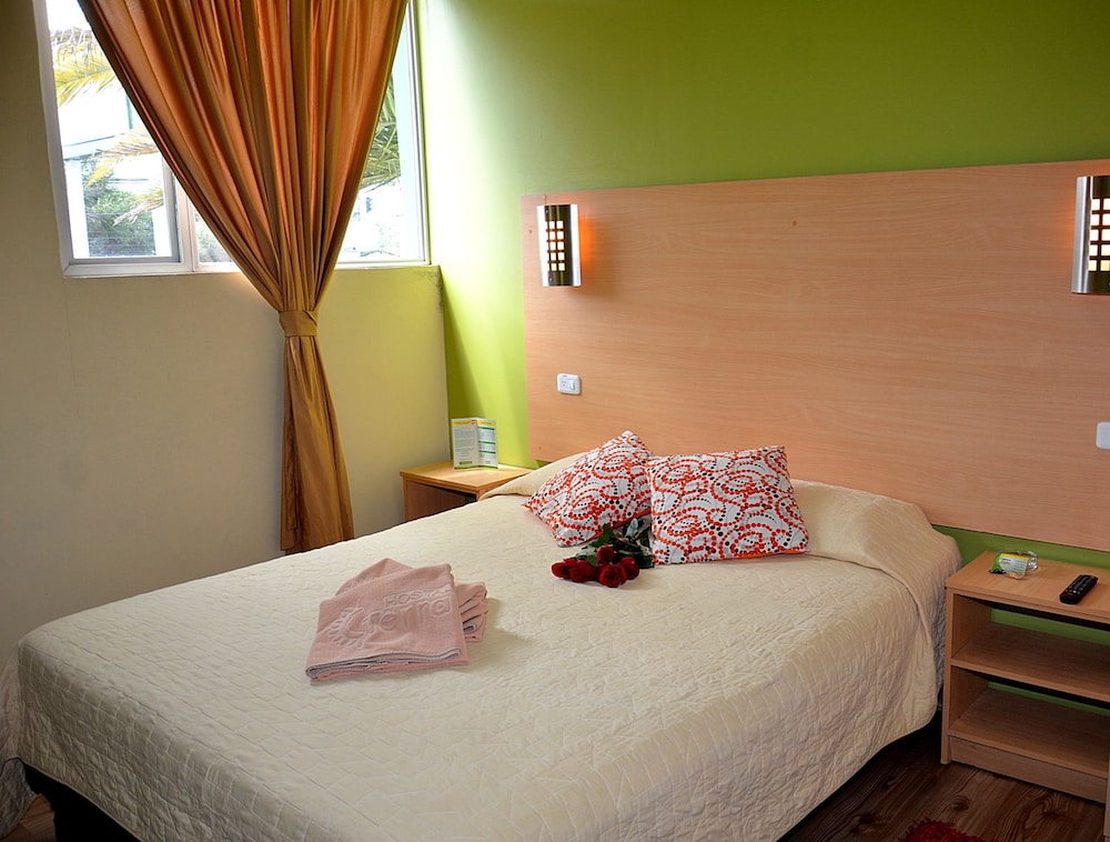 Hostal Terra 3 Base Aerea