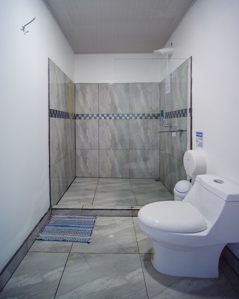 Hostel Cattleya