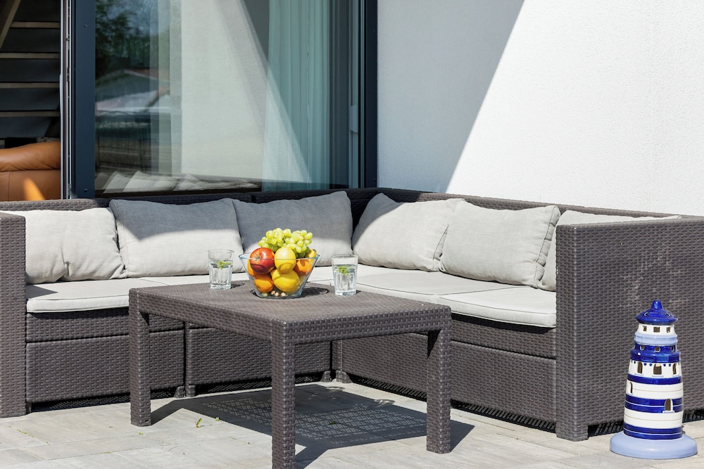 Three-level Rewal Apartment by Renters