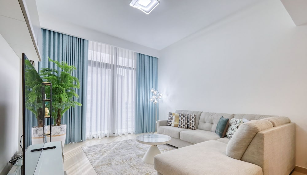 Exquisite Living in Riviera One Bedroom