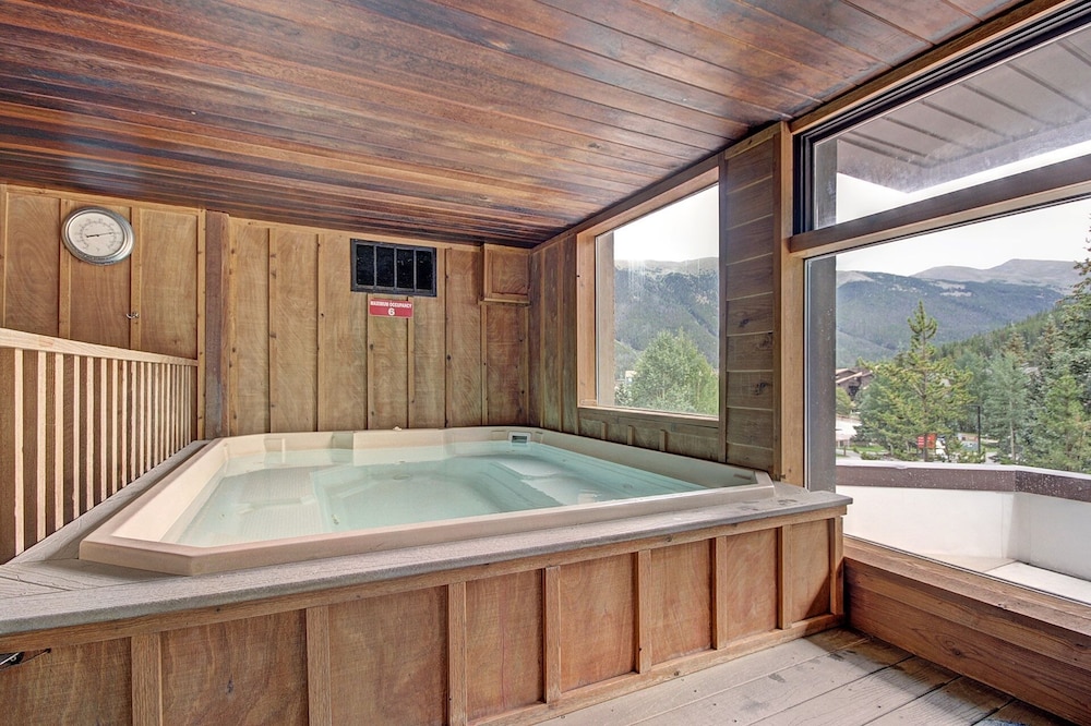Summit County Vacations - Mp410 Mountain Plaza 1br 2ba -pet Friendly 1 Bedroom Condo - Property Image 6
