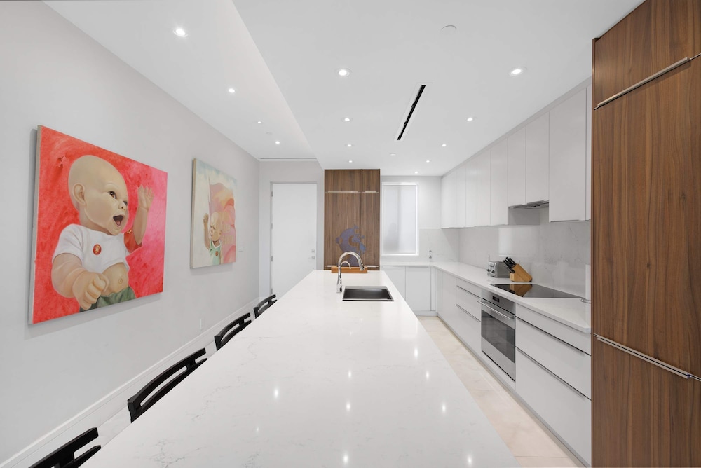 2 Bed Ocean View Condo at ONE Cable Beach