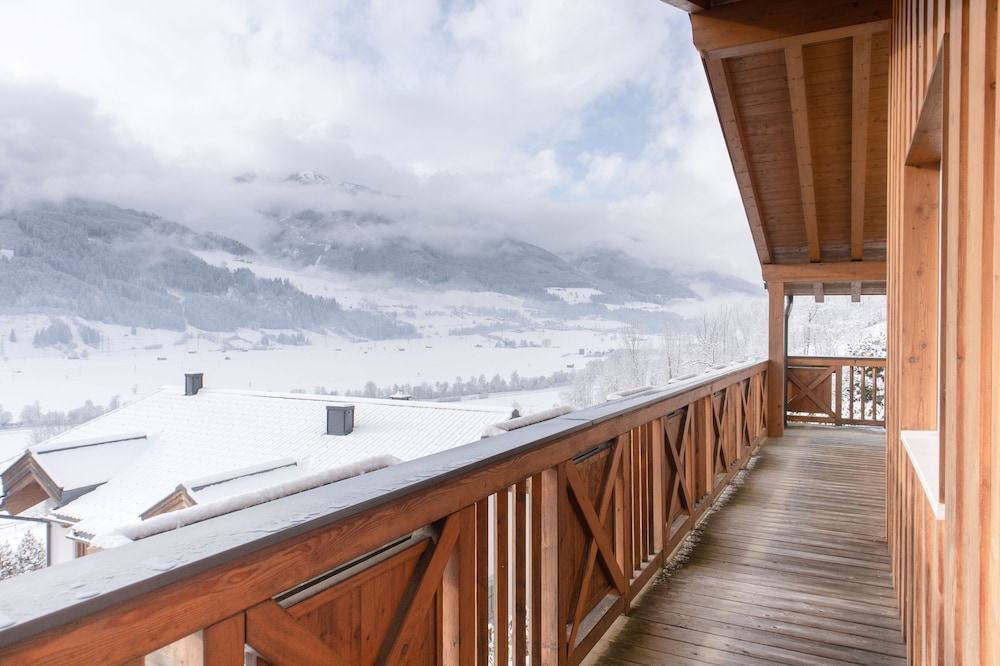 AvenidA Panorama Chalet by Alpin Rentals