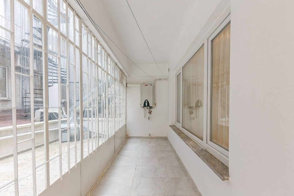 Charming Kadıköy Apartment With City Views