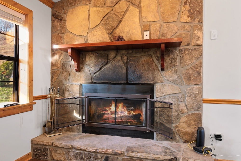Retreat In The Smokies 3 Bedroom Home