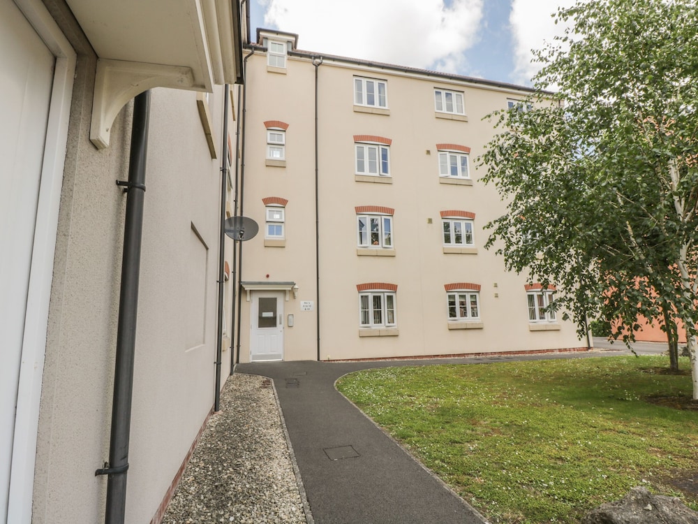 Wells Vacations - The Wesley Apartment - Property Image 1