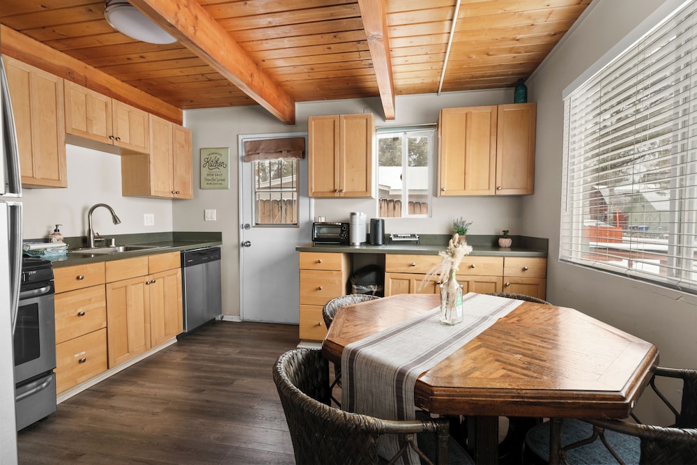 PureSky Cabin