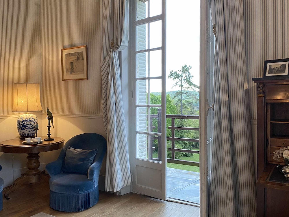 Villa du Châtelet view 5