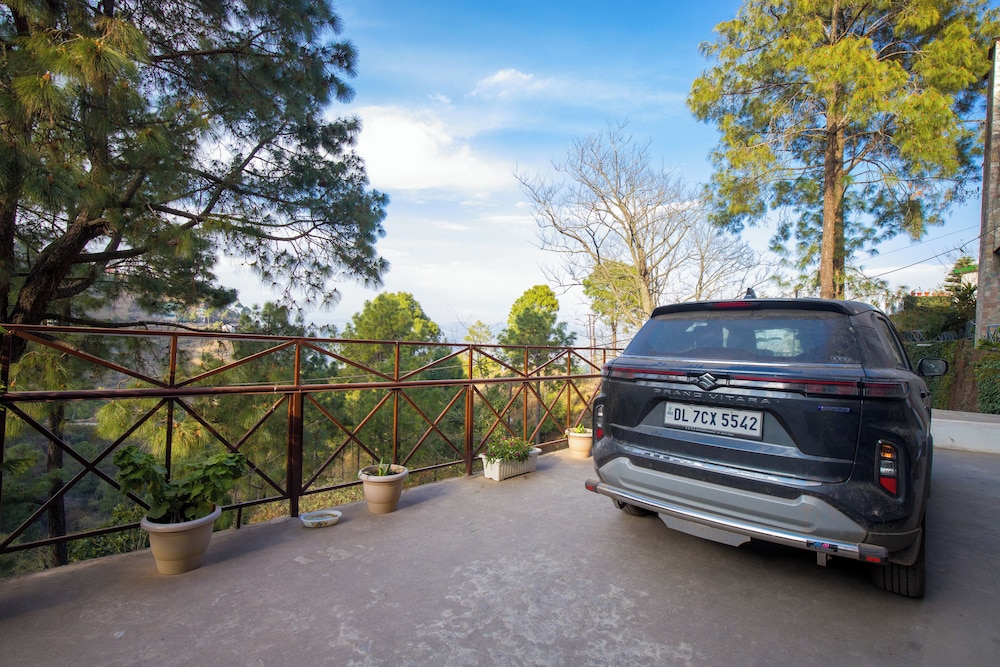 Alaya Stays Captains Nest 3 BHK Retreat With Garden & Scenic Views