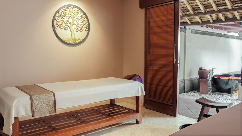 Mercure Resort Sanur 36