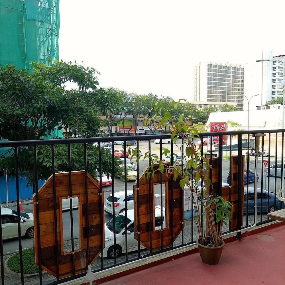 HOOD - Hostel