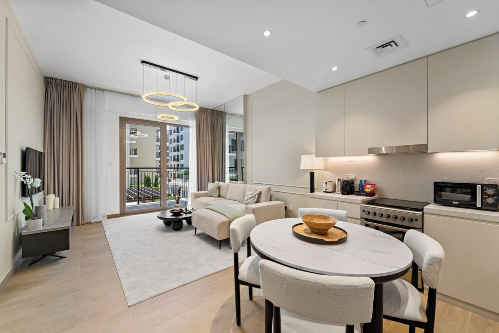 1BR La Sirene Waterfront Escape