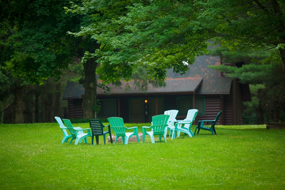 Birchcliff Resort