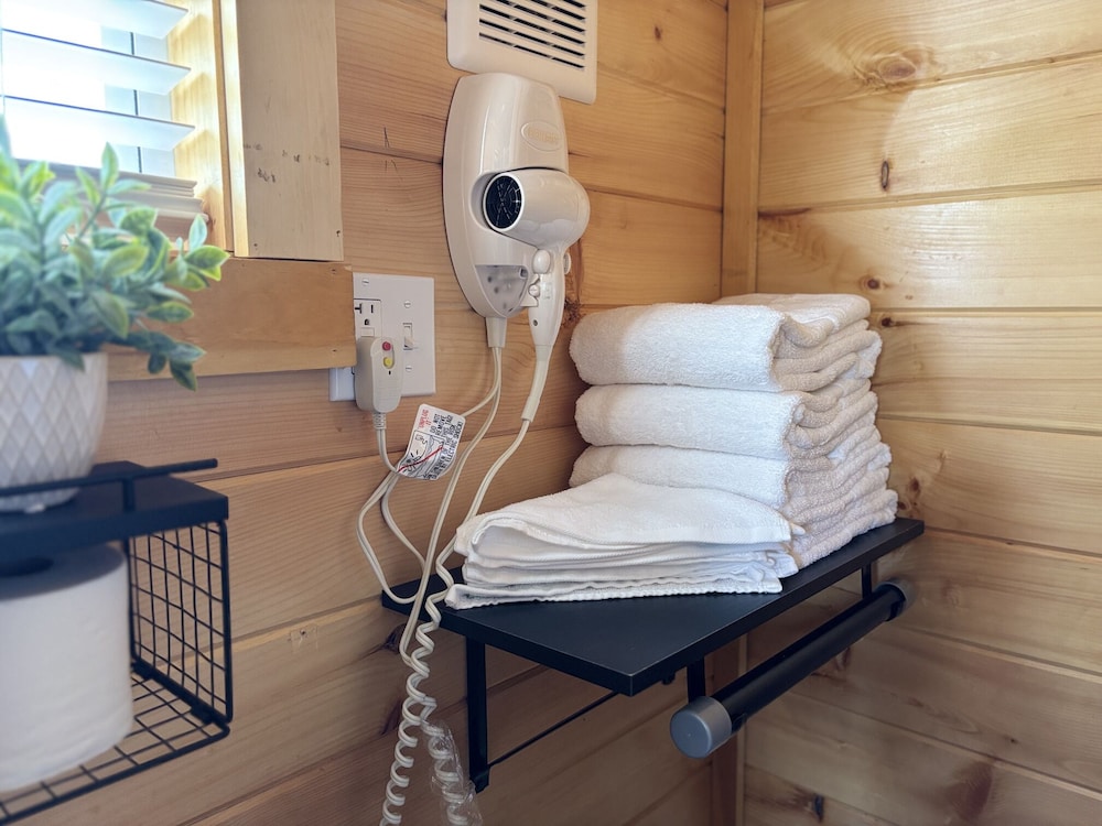 Sojourn Lodging