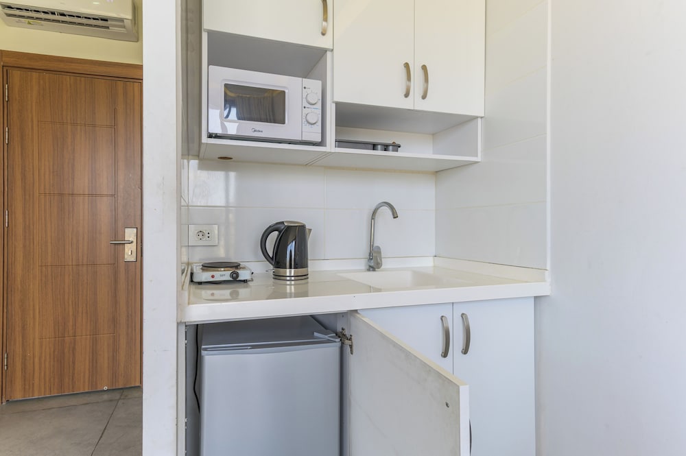 Gate 9 Tower -Studios & Apts Mar Mikhael