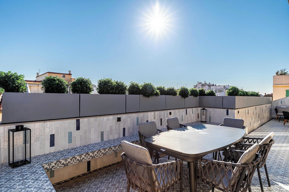 Renovated Penthouse - Gray D'albion/croisette