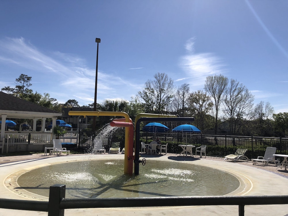 Magic Holiday Villas by ME - Image 2