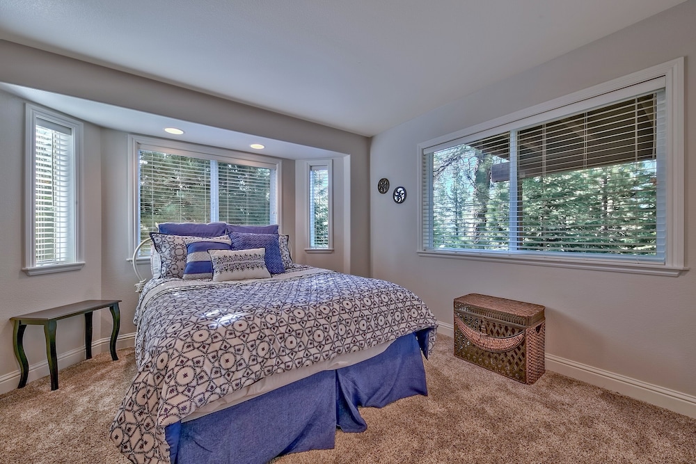 1272g Where Eagles Fly 3 Bedroom Home