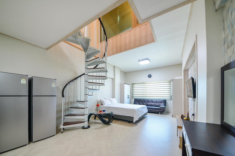 Gangneung 2block Pension view 5