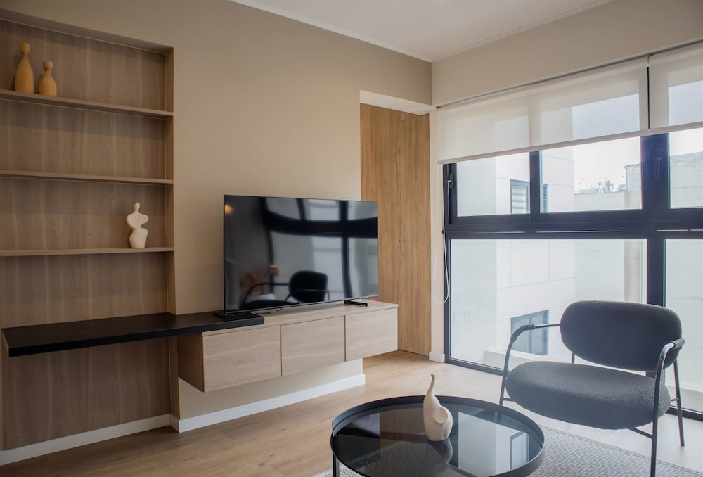 w Amazing 1BR in Miraflores Near Larcomar