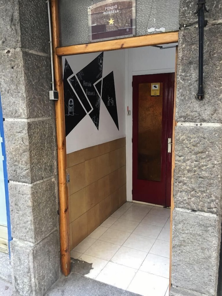 Albergue Pension Rossell