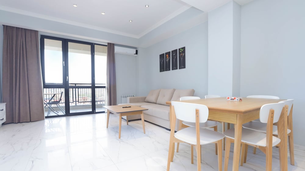 Stay Inn on Koghbatsi Str. 16