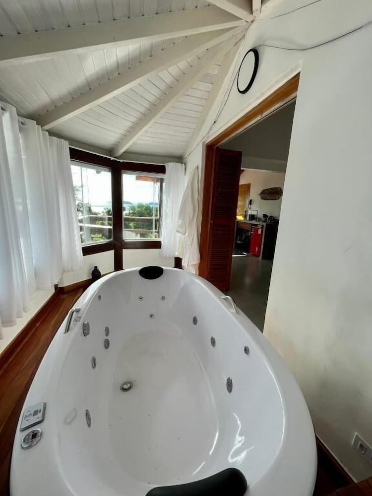 Santomar Guest House