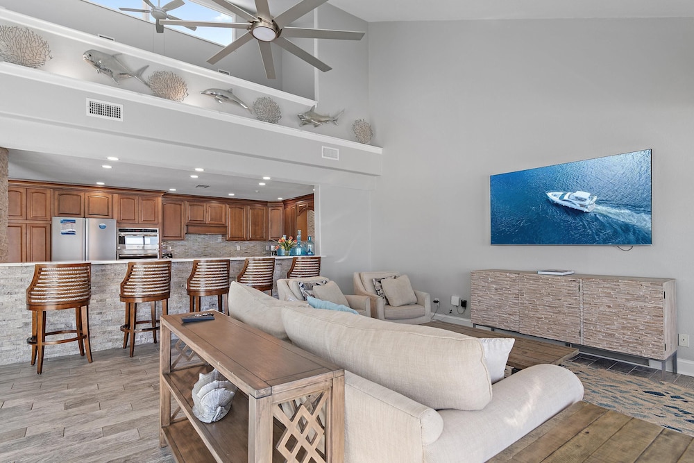 Cabana Club C408- Sugar Sand Shores