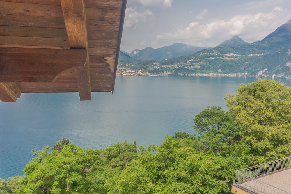 Queen Lake View in Perledo