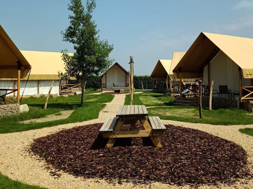 Nice Safari Tent 9 km From Maastricht view 2