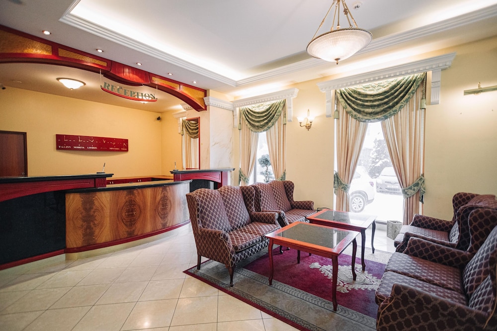 Reception & Lobby