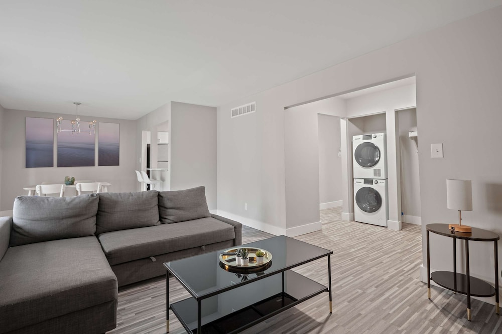 A Place to Rest Away From Home 2BR 2BA