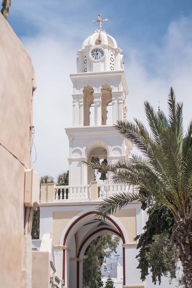 Majestic Sky Luxury Suites photo 4