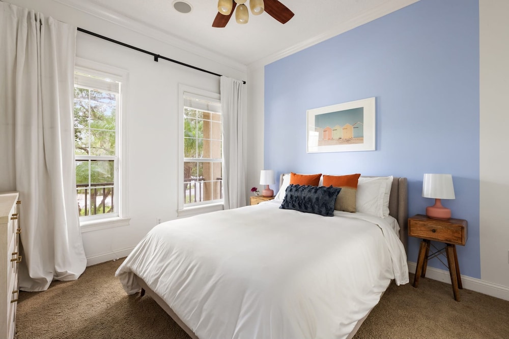 Vilano Villa Near Beach w Saltwater Pool Spa Game Room Built-in Grill