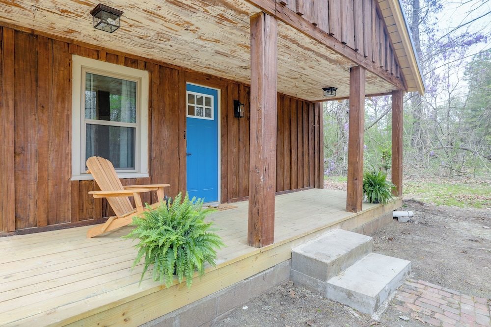 1 Mi to Enid Lake: Peaceful Pope Getaway