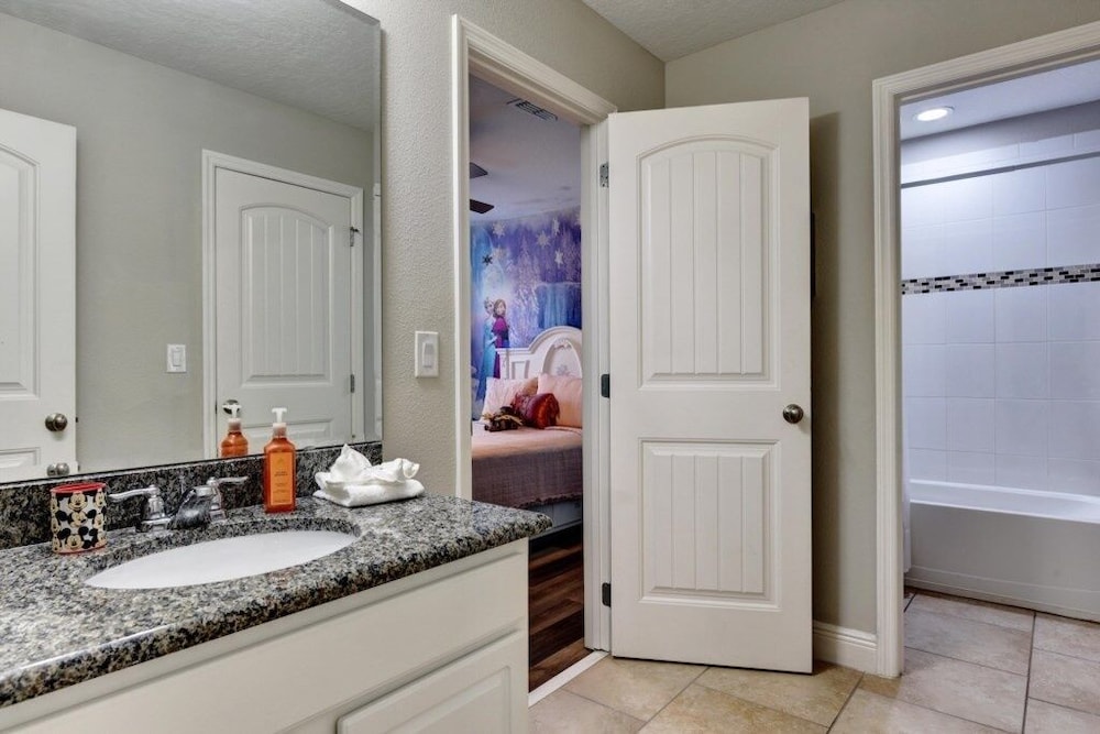 6br Villa W/ Pool In Solterra Resort Near Disney 6 Bedroom Villa