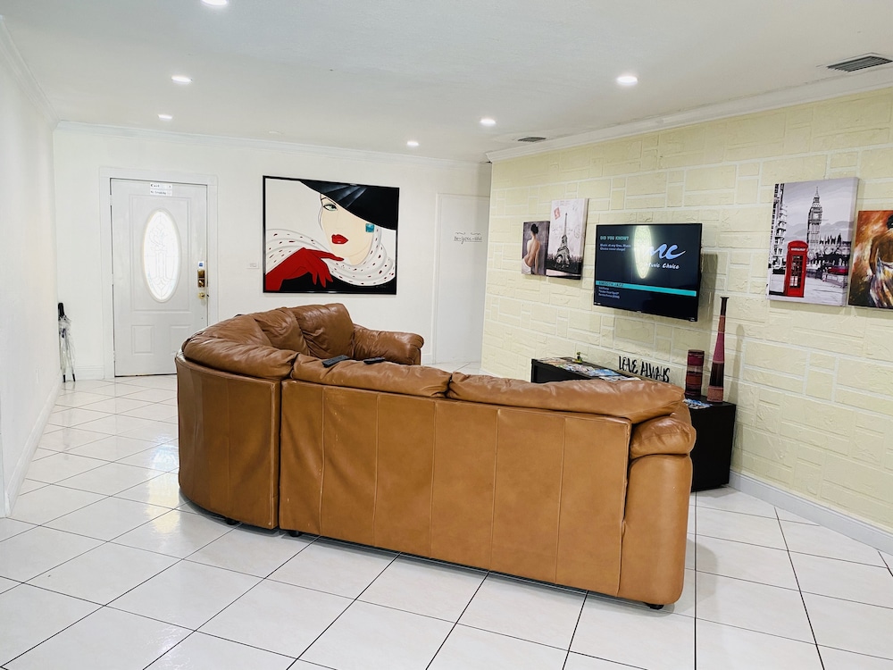 lounge