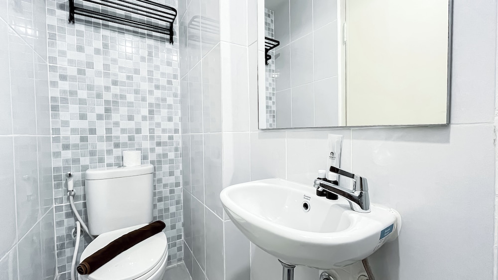 Comfort and Tidy Studio at Tokyo Riverside PIK 2 Apartment